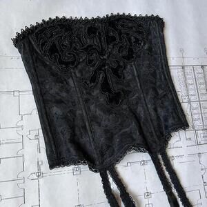 rare 80s gothic victorias secret gold label laced velvet noire corset